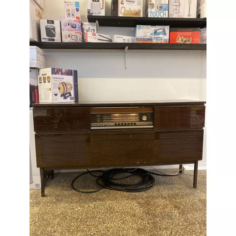 Meuble radio vintage avec lecteur vinyle