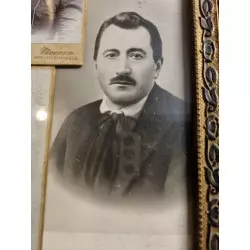 Cadre avec anciennes photos de personnages italiens 