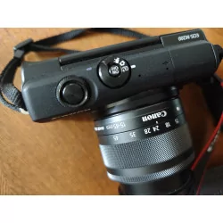 Canon EOS M 200