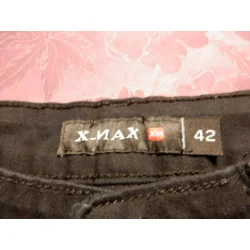 (20)- jeans court femme t.38 noir - x max + tee shirt