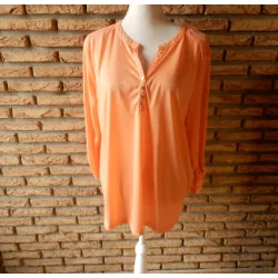 (3)- blouse femme t. XXL orangée