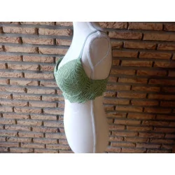 (74)- soutien gorge femme t.95D vert pistache