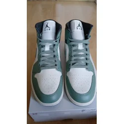 Jordan 1 mid 