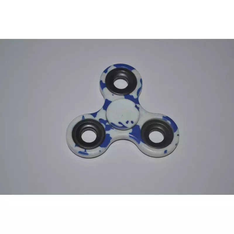 3 fidget spinners