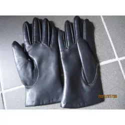 Gants noirs dame en vinyle (taille M)