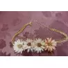 collier fantaisie fleurs et strass 