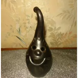 bonhomme noir en forme de poire